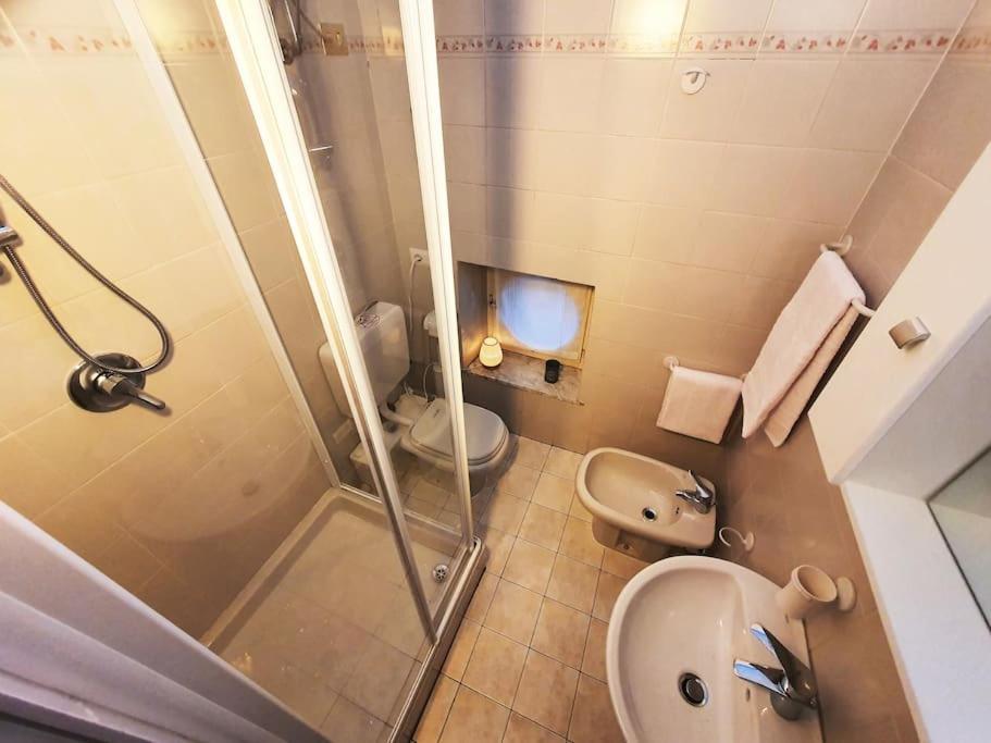 King Como Lake Center 9 Posti Letto- Grande Terrazza - 2 Bagni Privati Dış mekan fotoğraf